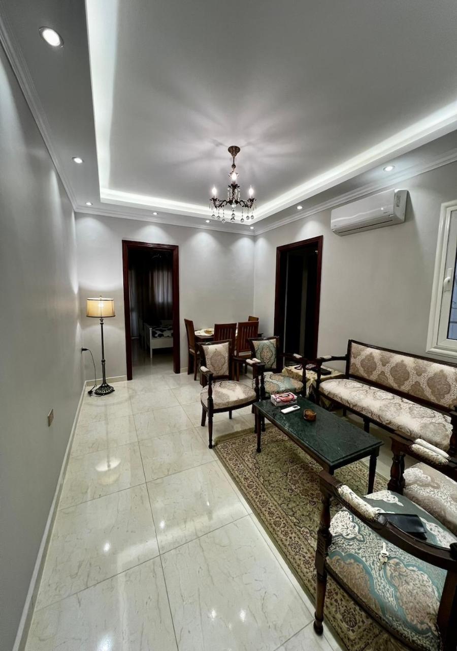 Apartment Riverfront 1 *